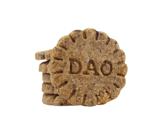 Biscuits apéritif bio à l'ail noir