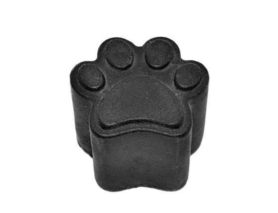 Shampooing solide pour animal domestique aux poils noirs