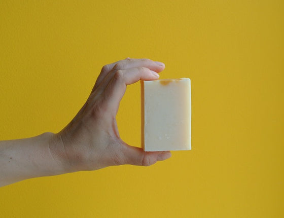 Shampooing solide artisanal au lait d'avoine sans huile essentielle